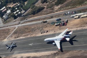 55 operaciones de vuelo realizó el P-295 apoyando al Ten Tanker en los incendios forestales