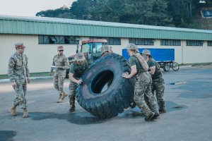 Grumetes participaron en la “Carrera Militar 2023”