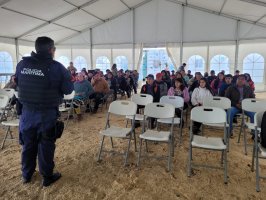 Autoridad Marítima de Lebu y JEDENA Biobío expone medidas de seguridad para comunidades mapuches