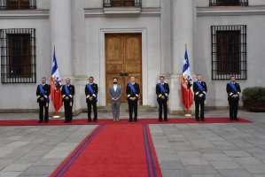 Contraalmirantes recibieron la condecoración “Presidente de la República”