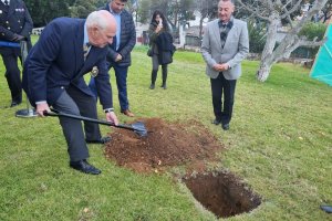 Colocan la primera piedra del proyecto “Rescate Patrimonial del bote salvavidas Capitán Christiansen”