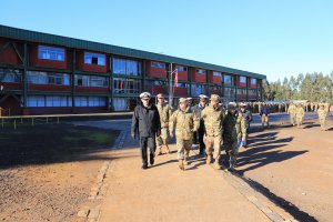 Comandante en Jefe de la Armada revistó reparticiones de la Guarnición Naval Talcahuano