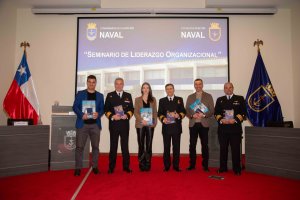 Aviación Naval realiza seminario de Liderazgo Organizacional en la Academia de Guerra Naval